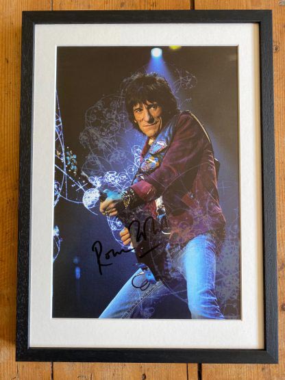 Ronnie Wood autograph