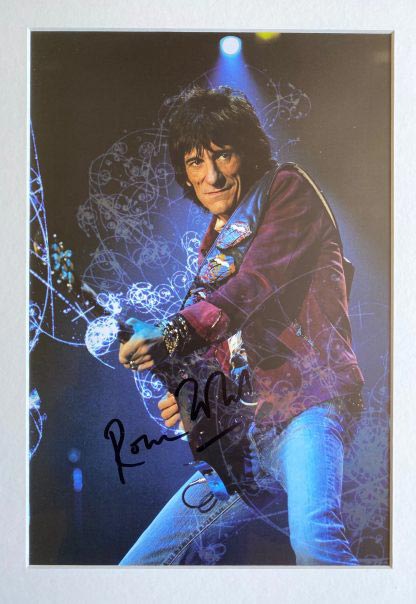 Ronnie Wood autograph